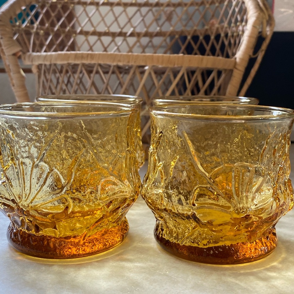 Vintage depression amber floral rocks glasses